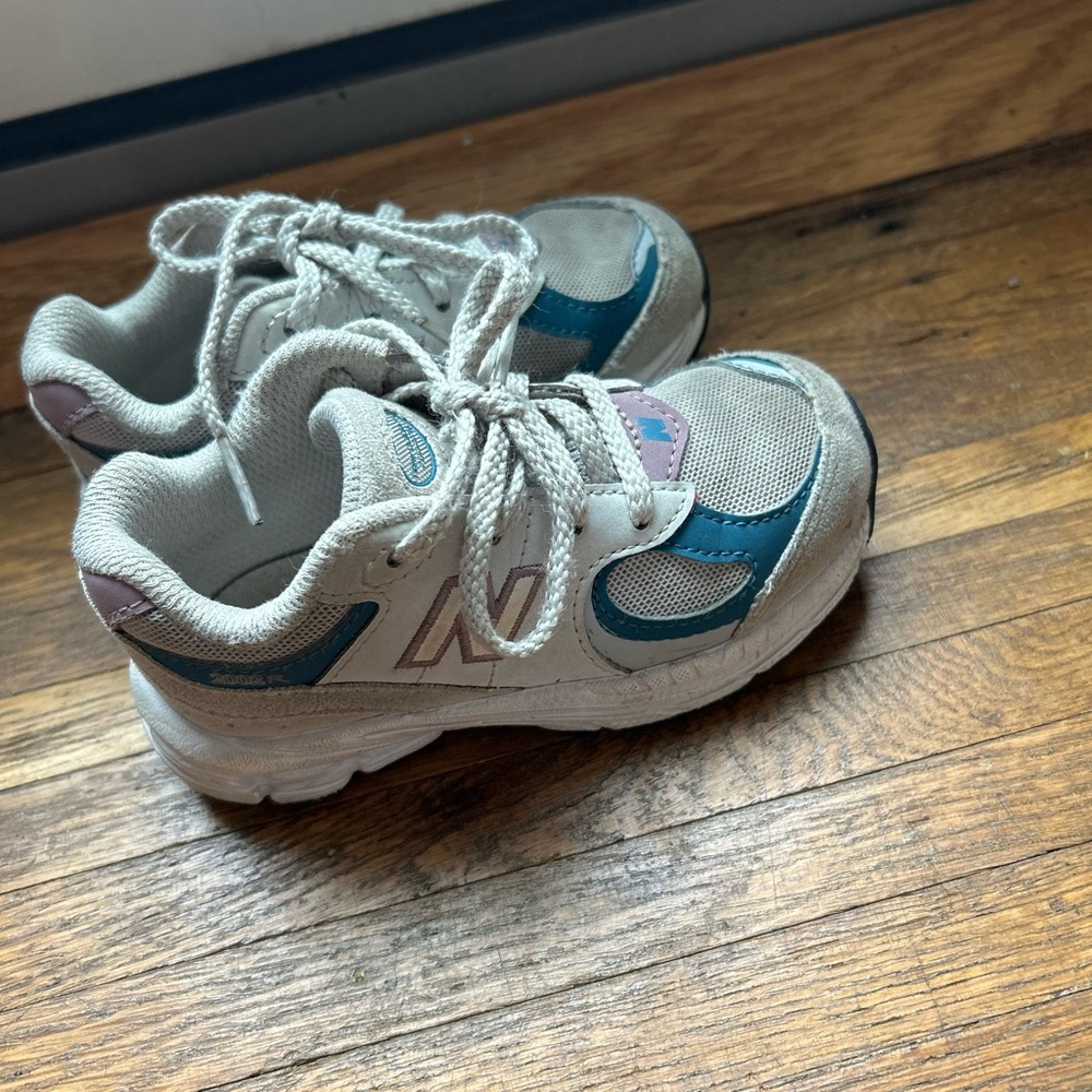 New Balance Gray and Blue Sneakers with Chunky Design
